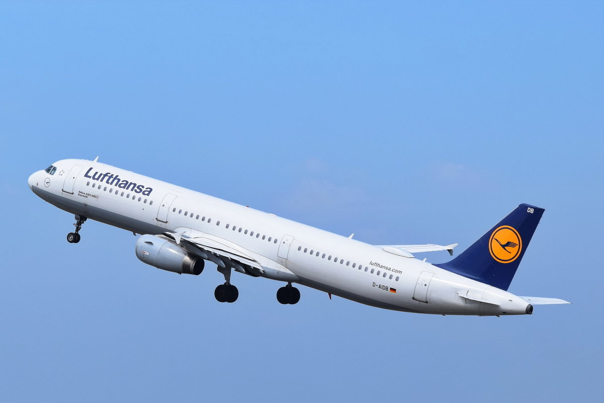 D-AIDB Lufthansa Airbus A321-231 Bayreuth   , TXL , 13.07.2018