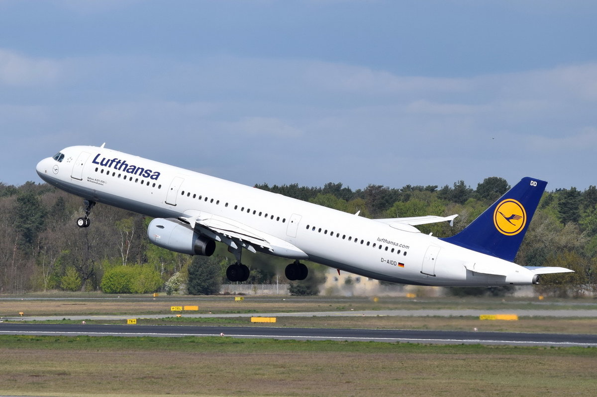 D-AIDD Lufthansa Airbus A321-231  Wilhelmshaven   , TXL , 26.04.2017