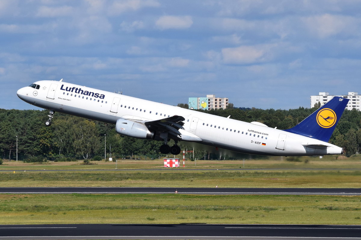 D-AIDF Lufthansa Airbus A321-231  , TXL , 22.09.2017