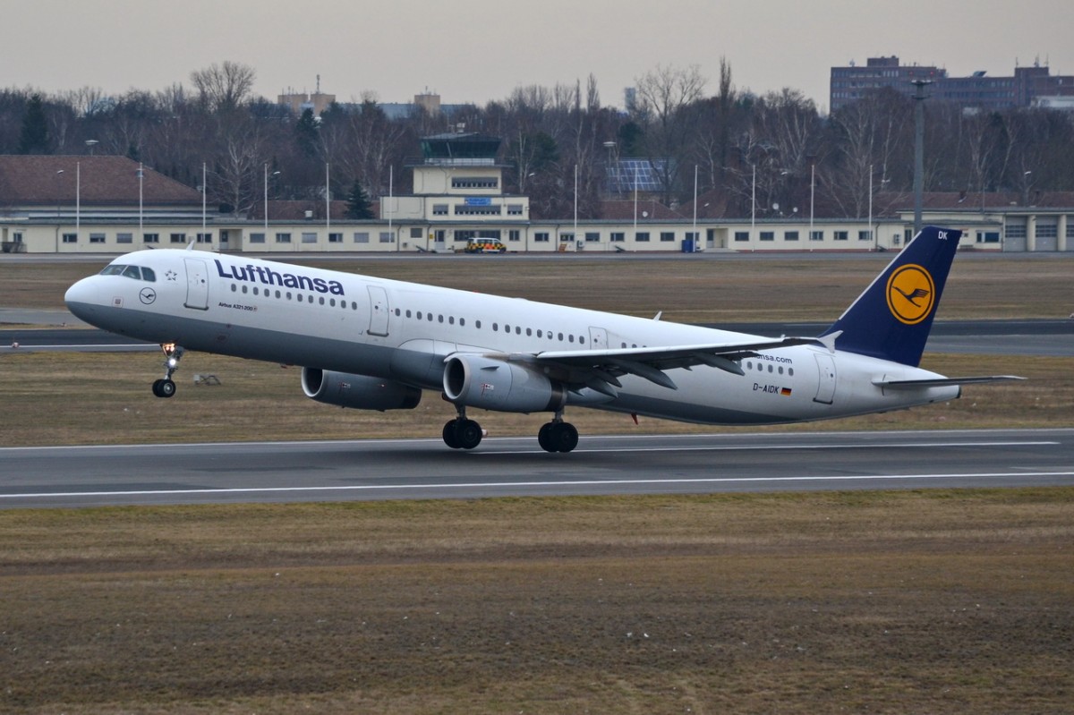 D-AIDK Lufthansa Airbus A321-231    18,02,2014   Berlin-Tegel