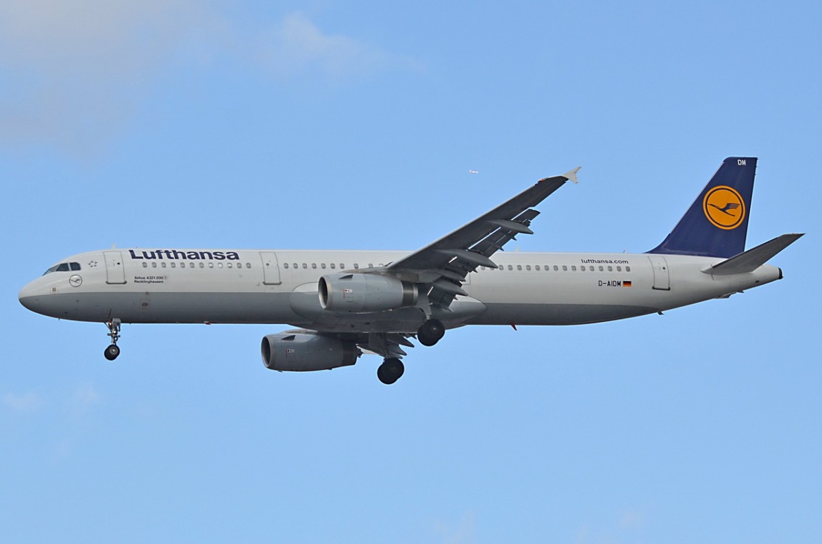 D-AIDM Lufthansa Airbus A321-231  Recklinghausen  beim Anflug auf Tegel am 03.03.2015
