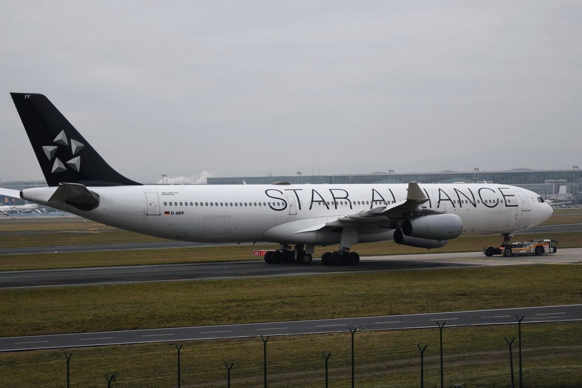 D-AIFF Lufthansa Airbus A340-313  Delmenhorst   , FRA , 06.12.2017