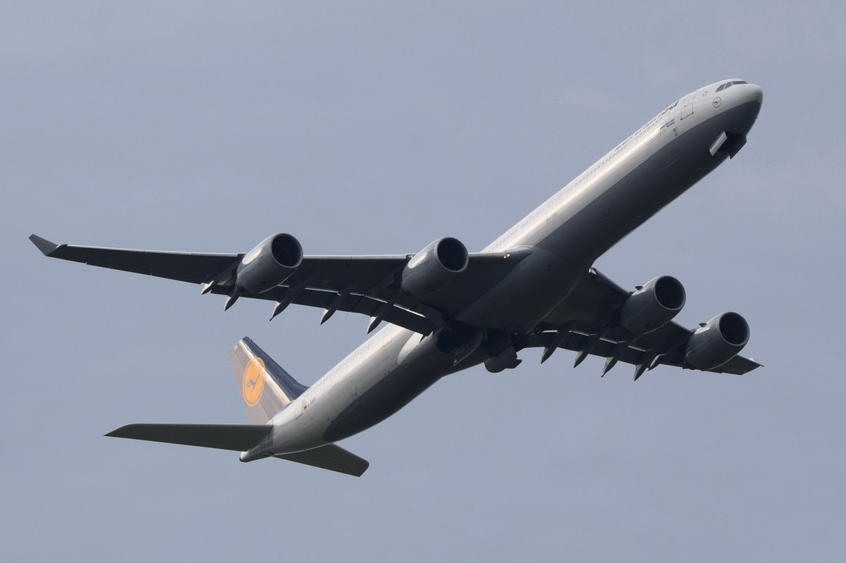 D-AIHA Lufthansa Airbus A340-642  Nürnberg   , MUC , 14.10.2016