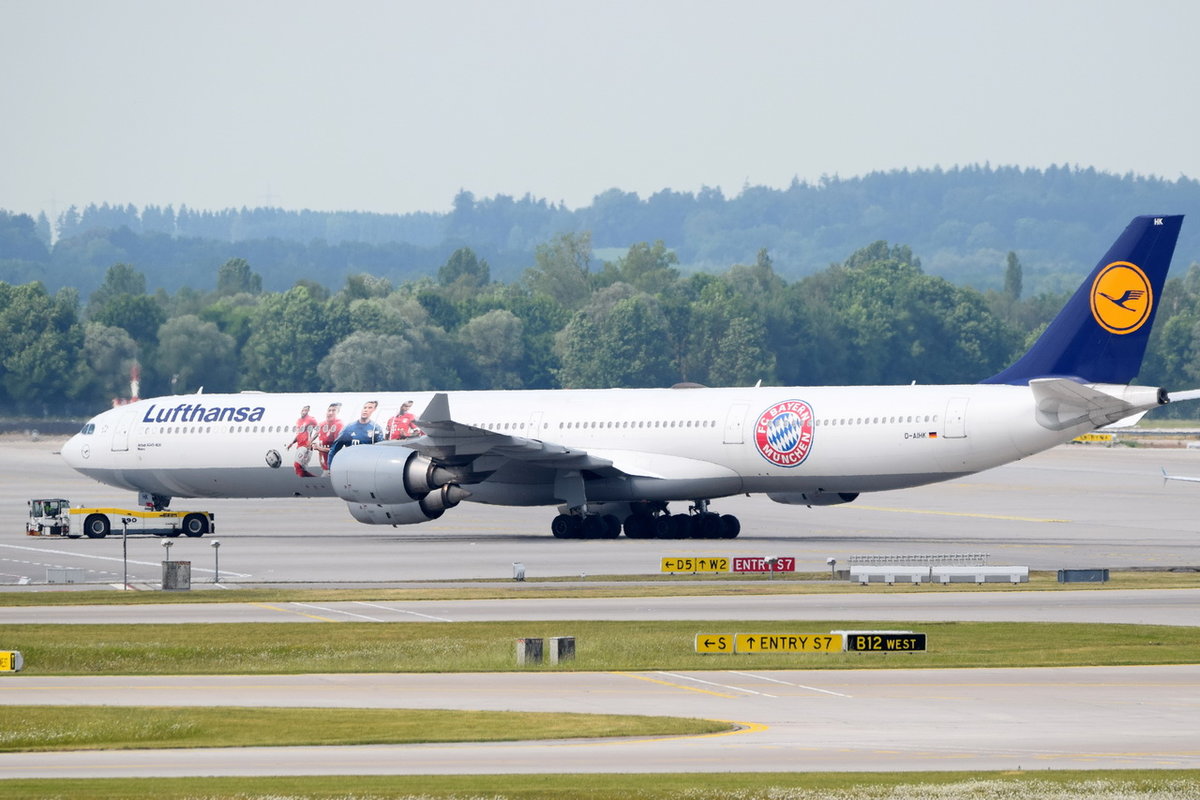 D-AIHK Lufthansa Airbus A340-642  Mainz  , FC Bayern München ,   MUC ,  02.06.2017