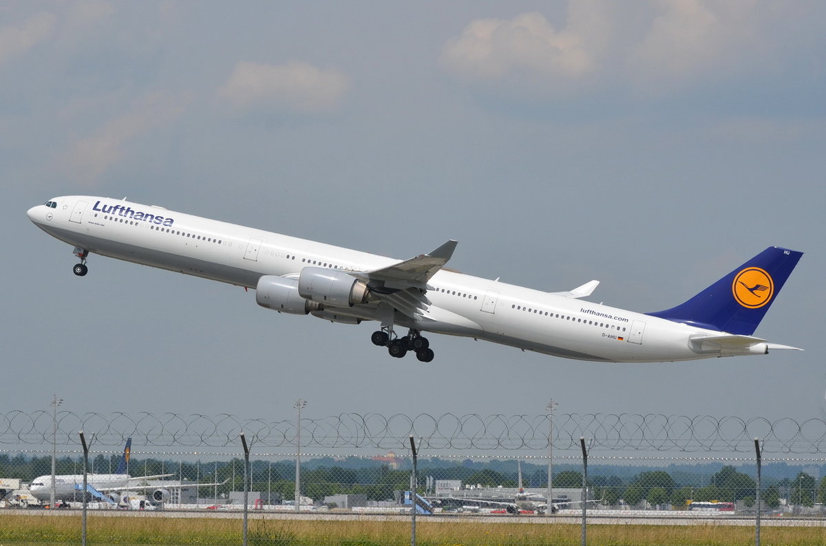 D-AIHU Lufthansa Airbus A340-642  , MUC , 21.06.2017
