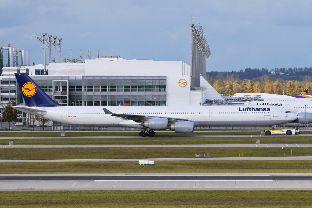 D-AIHX Lufthansa Airbus A340-642  , MUC , 22.10.2017