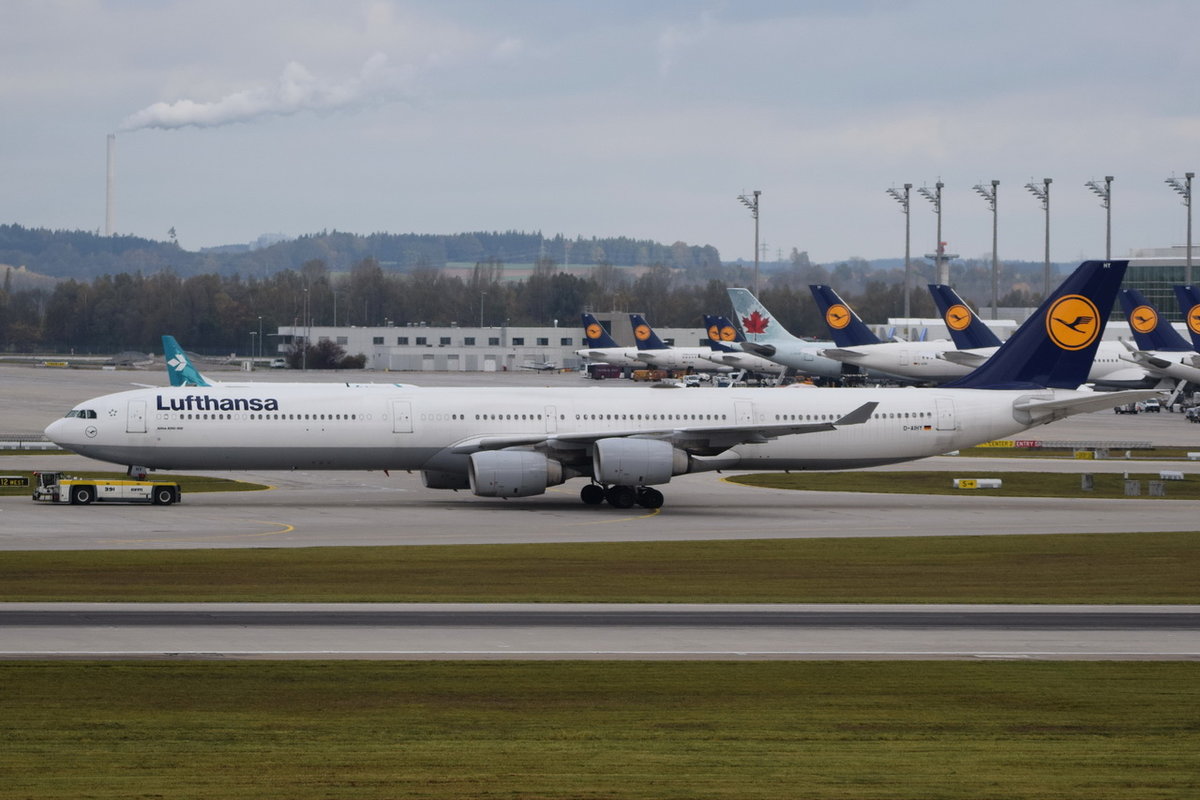 D-AIHY Lufthansa Airbus A340-642  , MUC , 23.10.2017