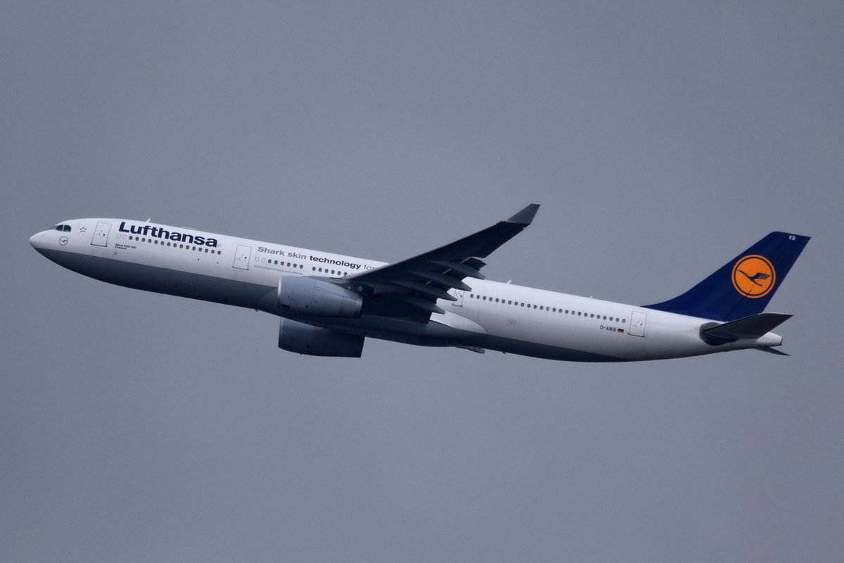 D-AIKB Lufthansa Airbus A330-343  Cuxhaven   , MUC , 23.10.2017