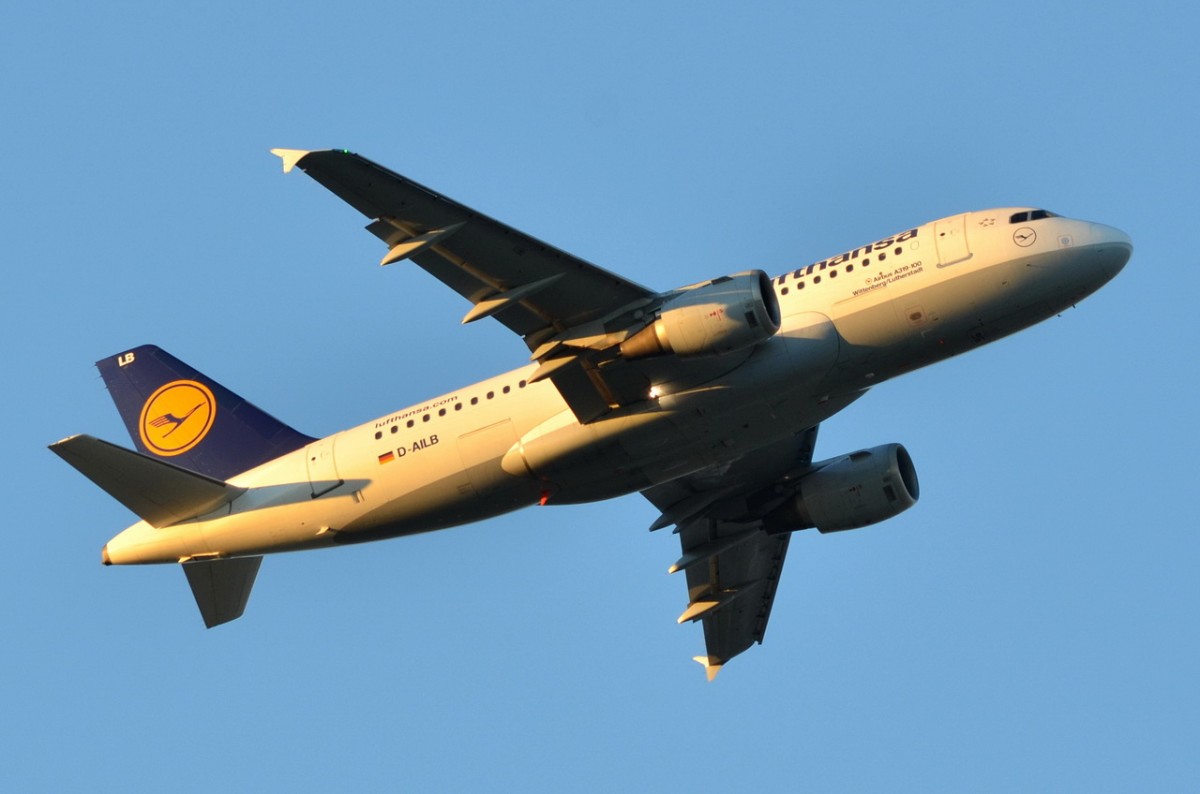 D-AILB Lufthansa Airbus A319-114   Wittenberg/lutherstadt   am 07.12.2015 in München gestartet
