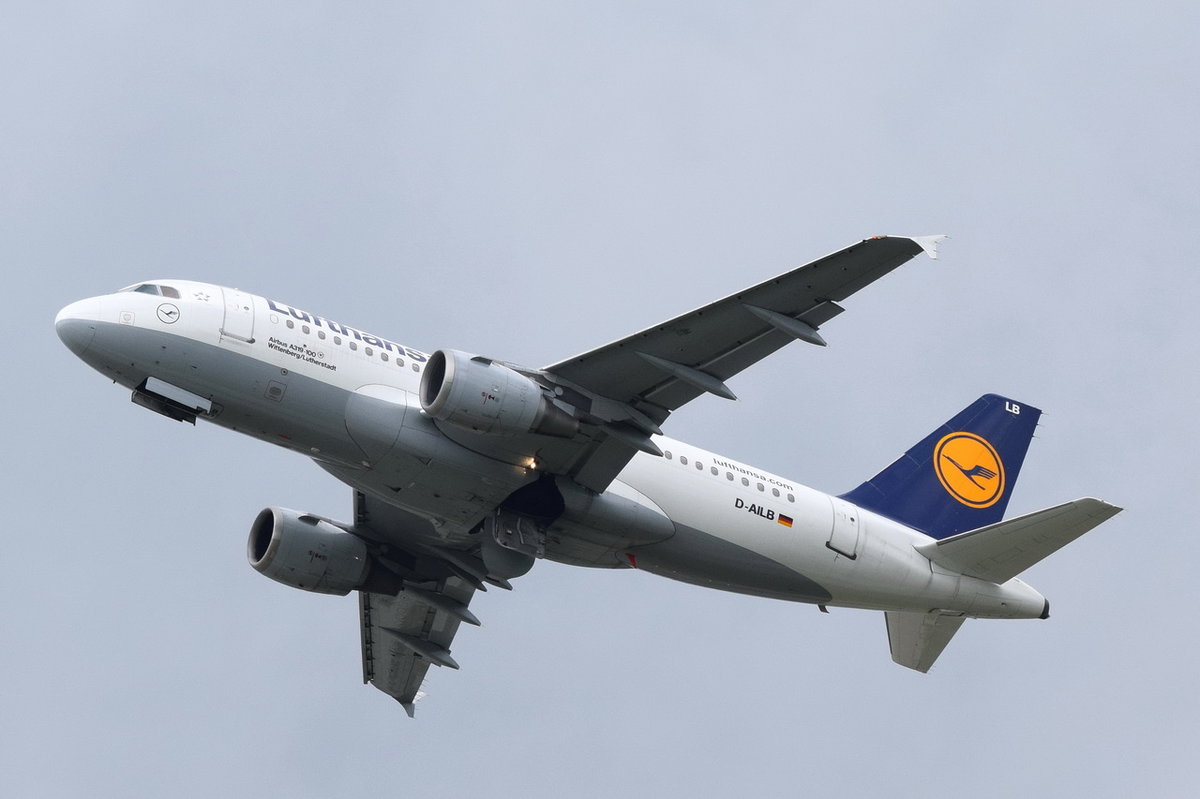 D-AILB Lufthansa Airbus A319-114  Wittenberg/Lutherstadt   am 14.05.2016 gestartet in München