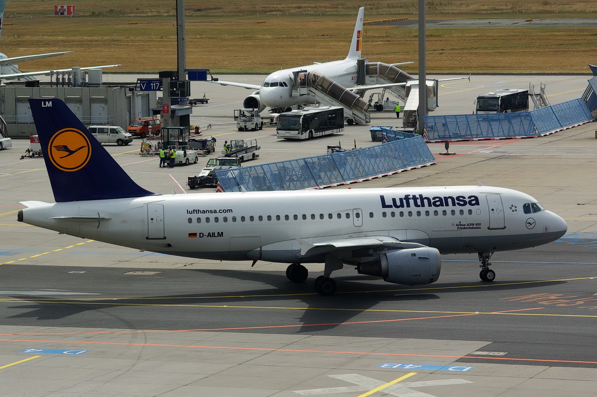 D-AILM Lufthansa Airbus A319-114      08.08.2013

Flughafen Frankfurt