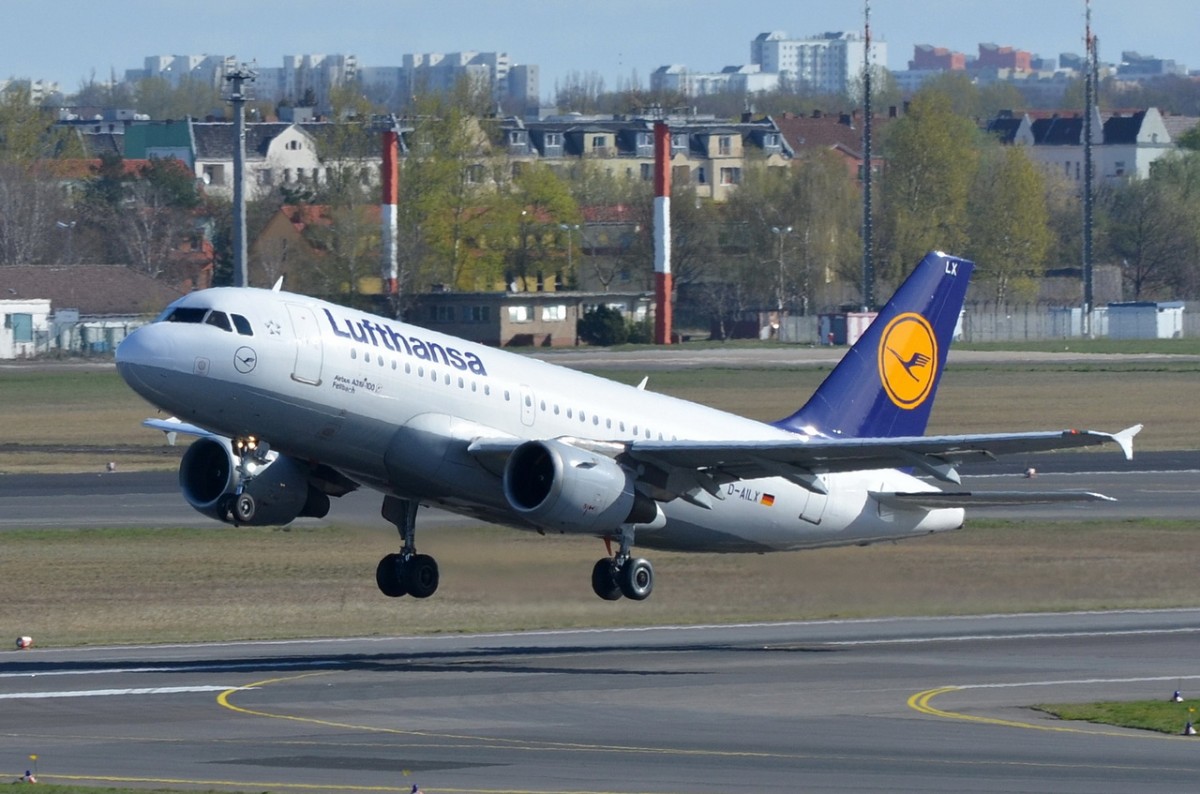 D-AILX Lufthansa Airbus A319-114  Fellbach  gestartet in Tegel  16.04.2015