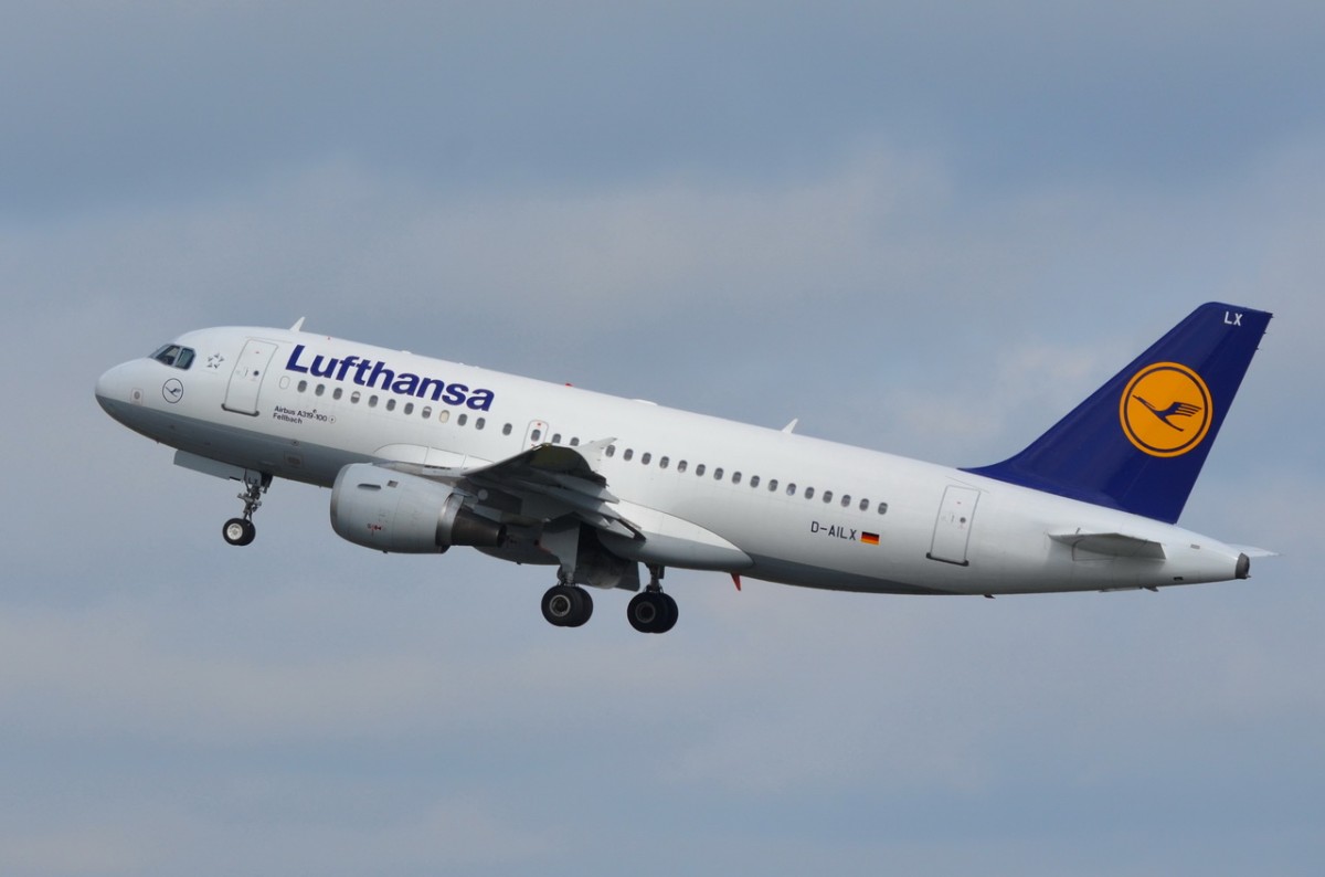 D-AILX Lufthansa Airbus A319-114    in Tegel gestartet am 20.08.2014