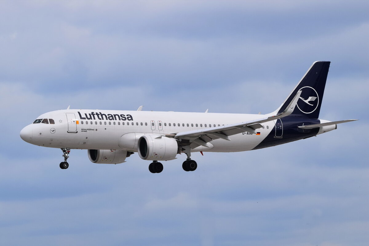 D-AINP , Lufthansa , Airbus A320-271N ,  Lörrach  ,  01.08.2021 , Berlin-Brandenburg  Willy Brandt  , BER , 