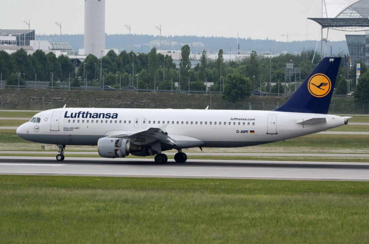 D-AIPF Lufthansa Airbus A320-211  Deggendorf  , MUC , 02.06.2017