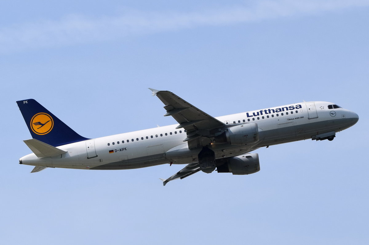 D-AIPK Lufthansa Airbus A320-211  , MUC , 03.06.2017