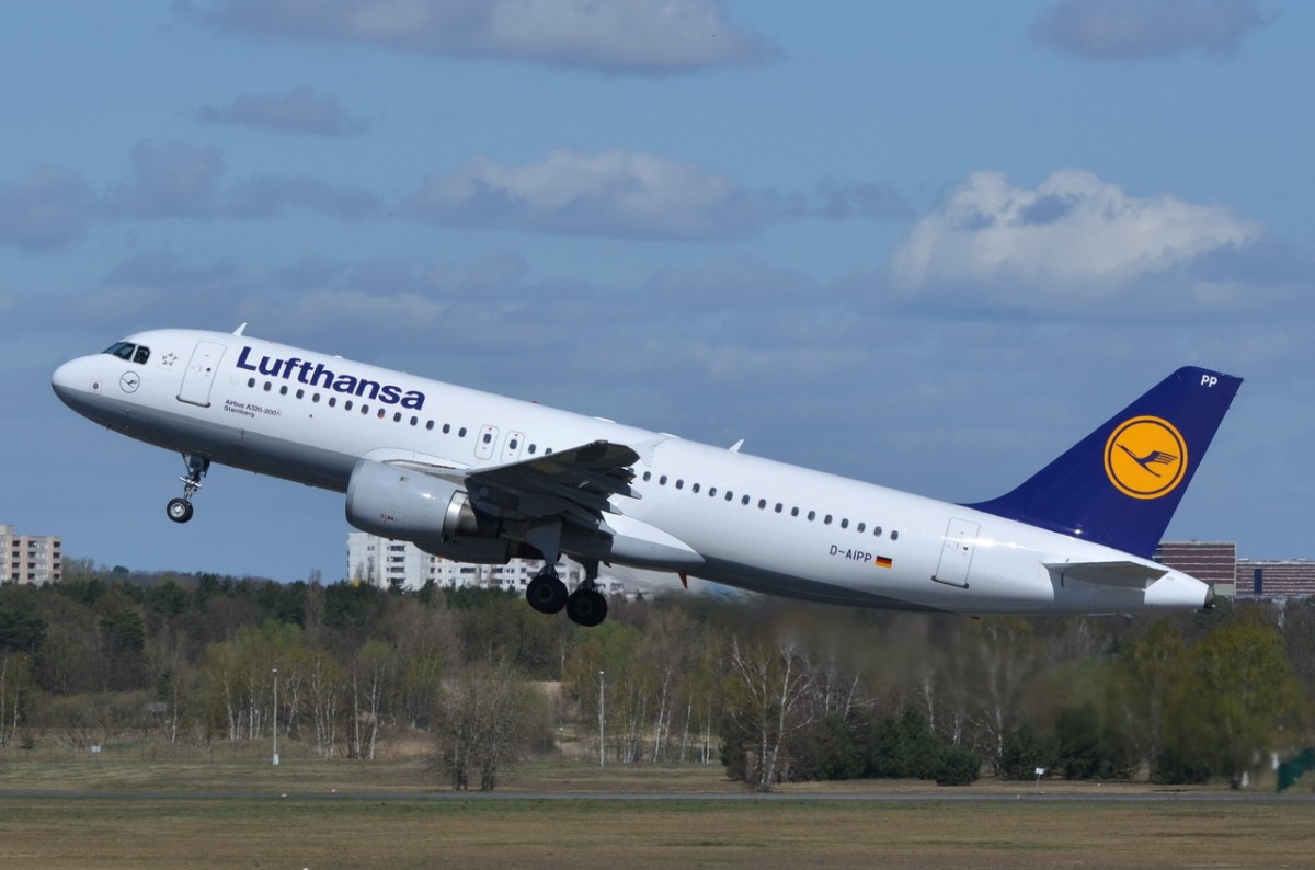 D-AIPP Lufthansa Airbus A320-211  Starnberg   in Tegel gestartet  16.04.2015