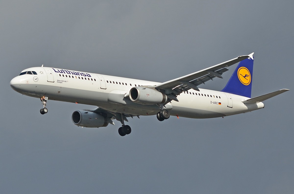 D-AIRC Lufthansa Airbus A321-131  Erlangen  am 03.03.2015 in Tegel beim Anflug