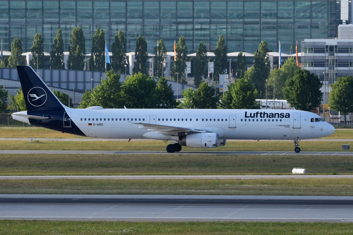 D-AIRD Lufthansa Airbus A321-131  Coburg   , MUC , 11.05.2018