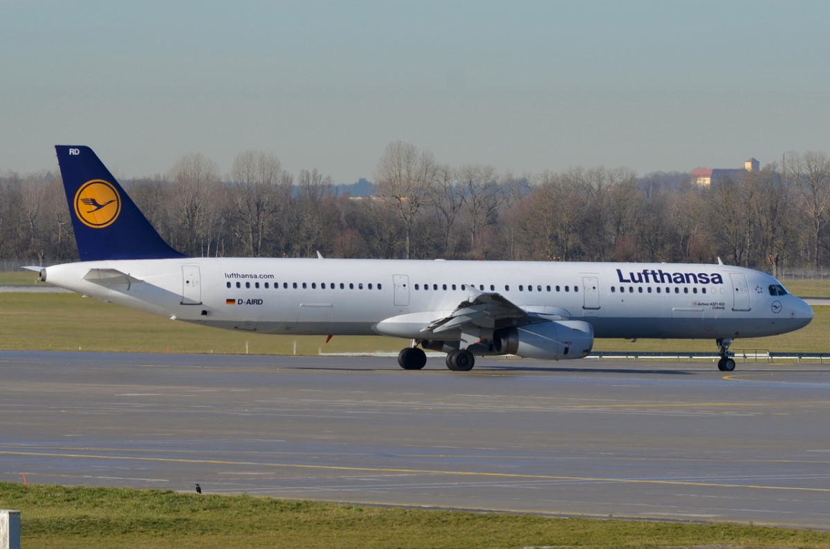 D-AIRD Lufthansa Airbus A321-131  Coburg  am 07.12.2015 in München zum Start