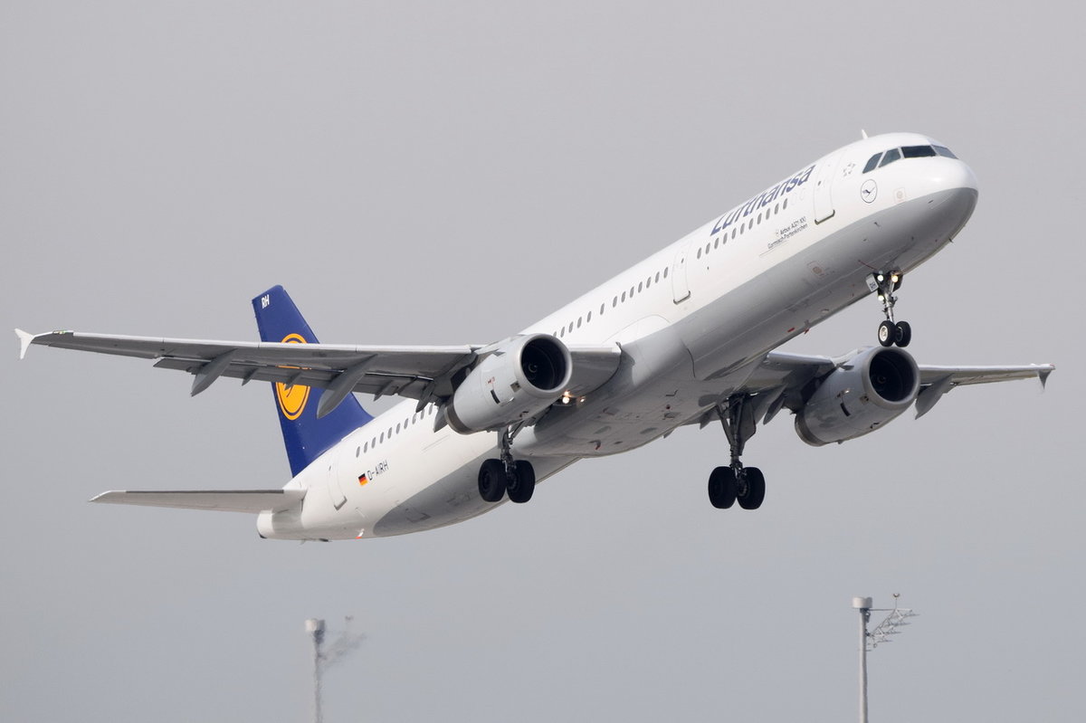 D-AIRH Lufthansa Airbus A321-131  Garmisch-Partenkirchen   , MUC , 14.10.2016