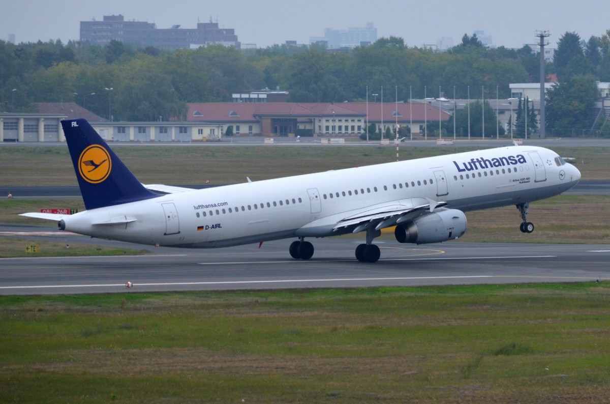 D-AIRL Lufthansa Airbus A321-131   am 12.09.2014 in Tegel beim Start