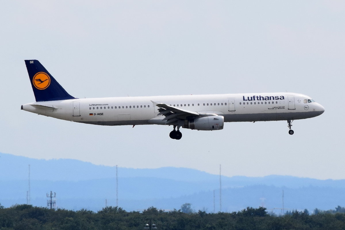 D-AISE Lufthansa Airbus A321-231  Neustadt a. d. Weinstraße   in Frankfurt beim Landeanflug  01.08.2016