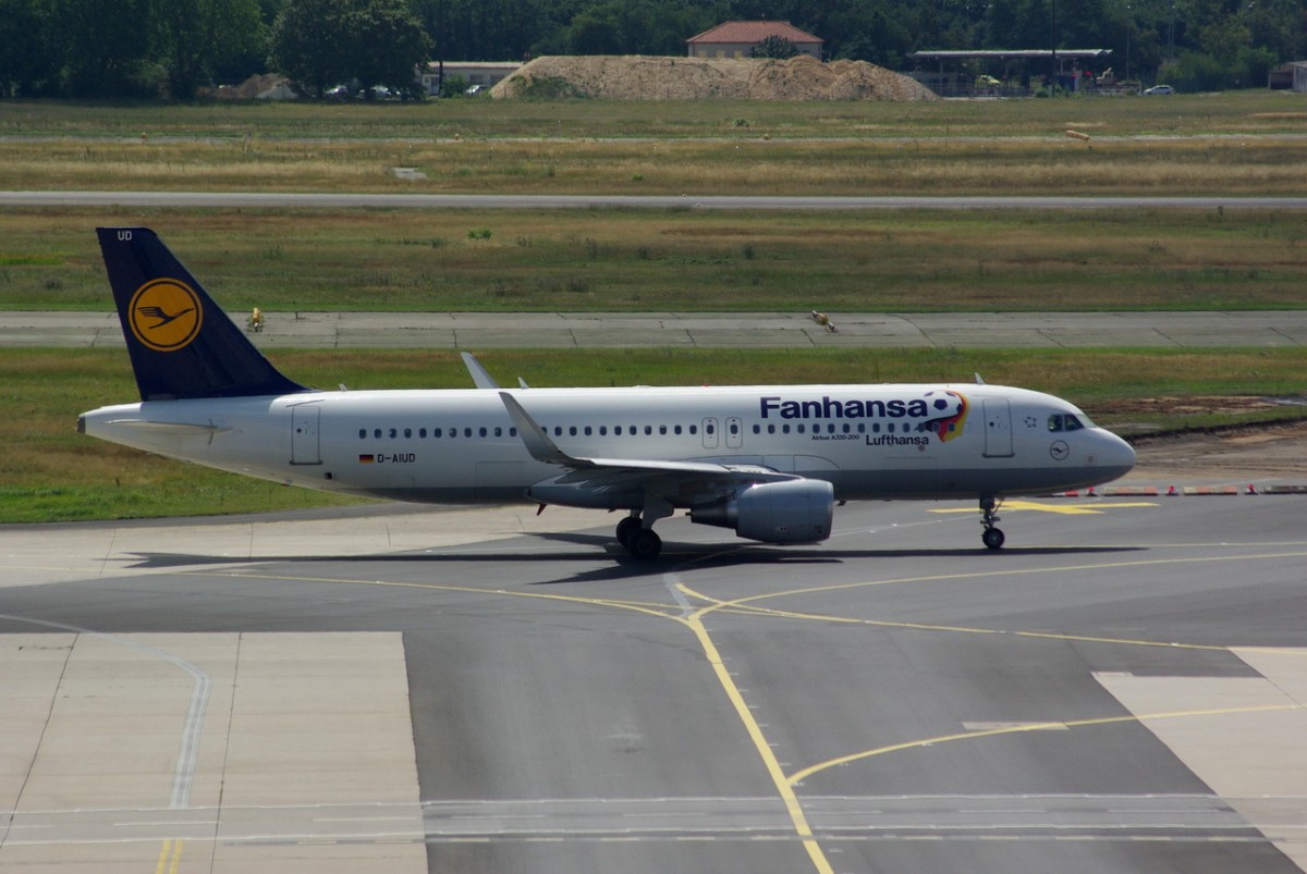 D-AIUD Lufthansa Airbus A320-214 (WL)  zum Start in Frankfurt am 16.07.2014