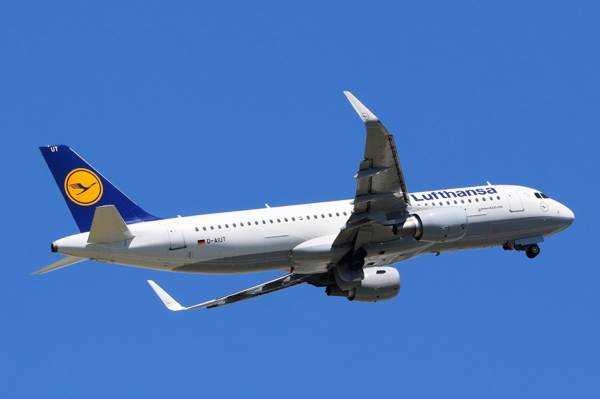 D-AIUT Lufthansa Airbus A320-214(WL)  , MUC , 19.06.2017