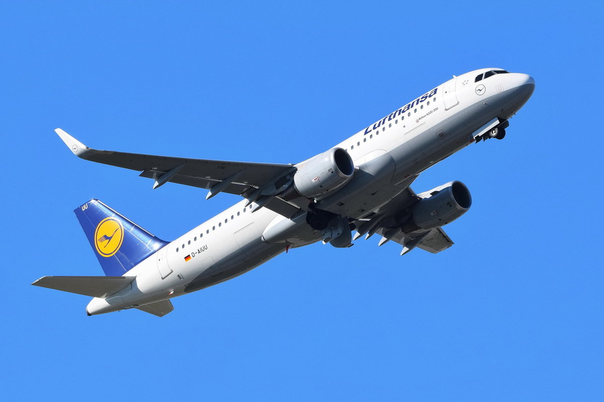 D-AIUU Lufthansa Airbus A320-214(WL) , MUC , 13.10.2018