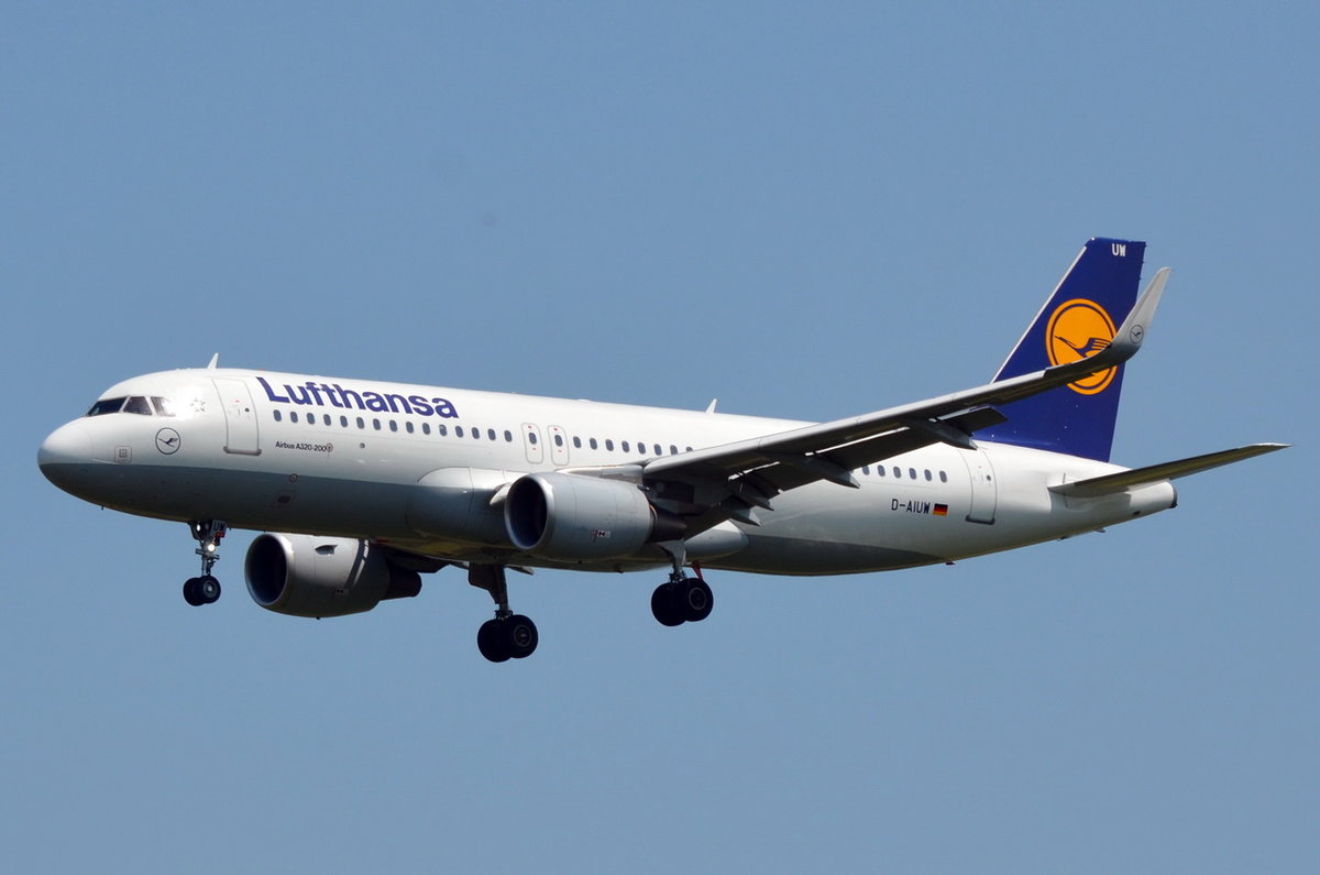 D-AIUW Lufthansa Airbus A320-214(WL)  , MUC , 20.06.2017