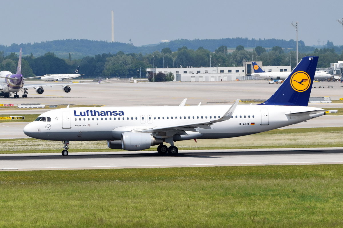 D-AIUY Lufthansa Airbus A320-214(WL)  , MUC , 03.06.2017