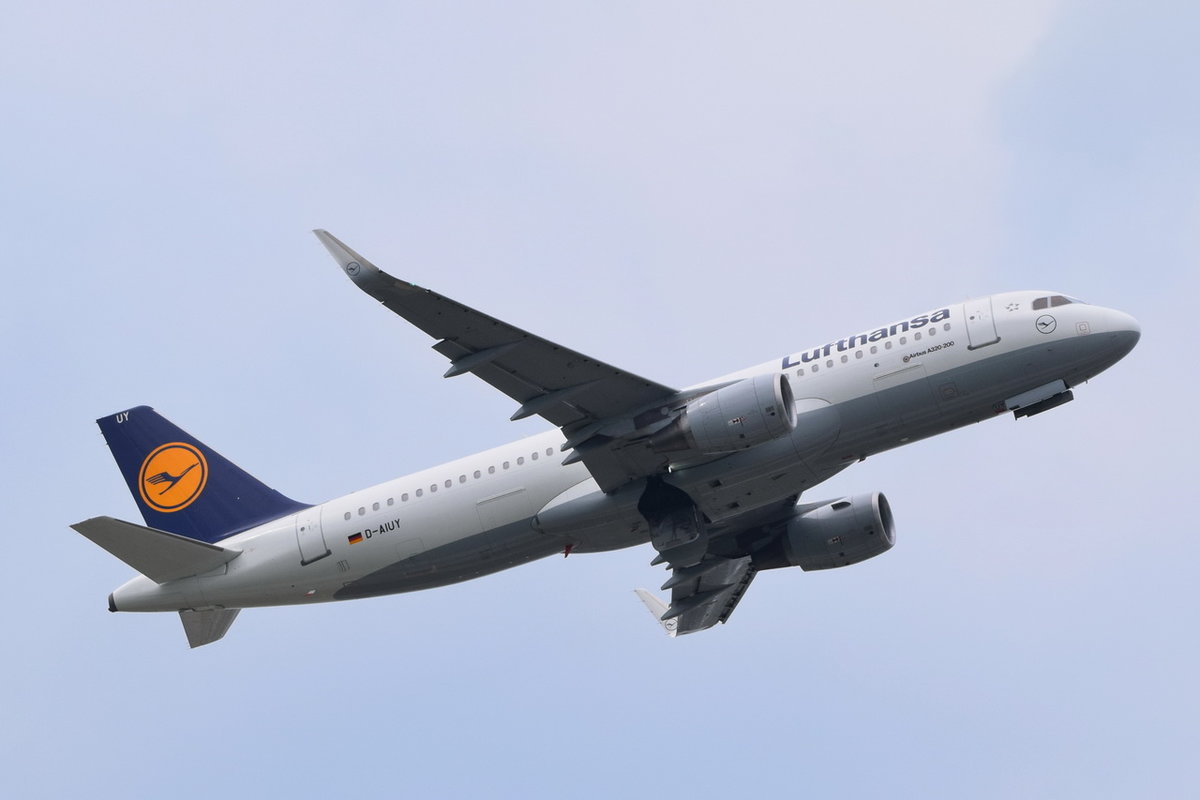 D-AIUY Lufthansa Airbus A320-214(WL)  , MUC , 19.05.2018