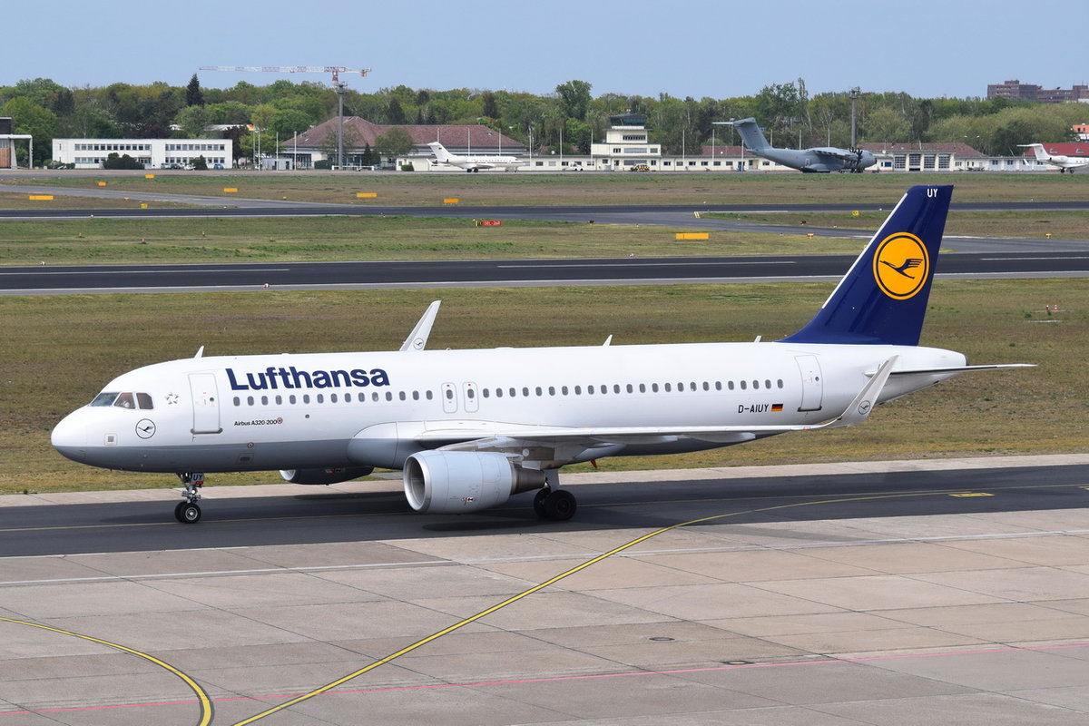 D-AIUY Lufthansa Airbus A320-214(WL) , 08.05.2019 , TXL 