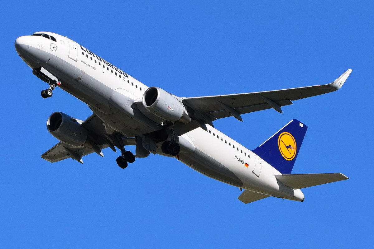 D-AIWB Lufthansa Airbus A320-214(WL)  , MUC , 05.10.2017
