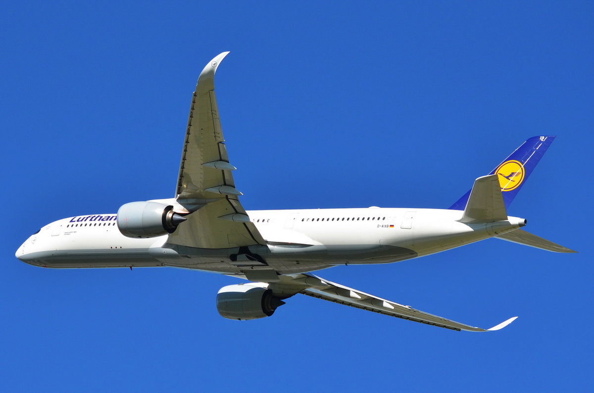 D-AIXB Lufthansa Airbus A350-941  Stuttgart   , MUC , 05.10.2017 