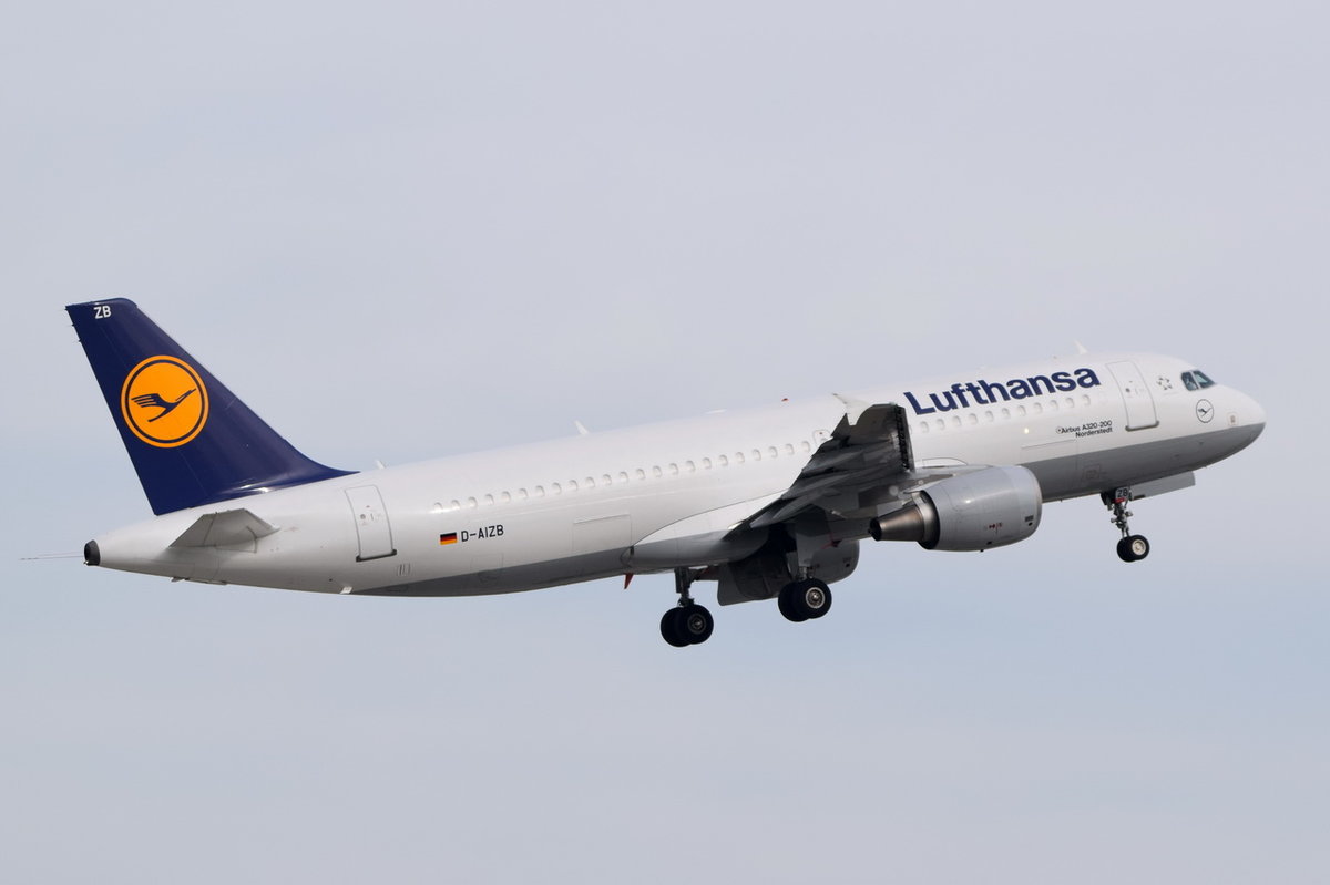 D-AIZB Lufthansa Airbus A320-214  Norderstedt   , MUC , 14.10.2016