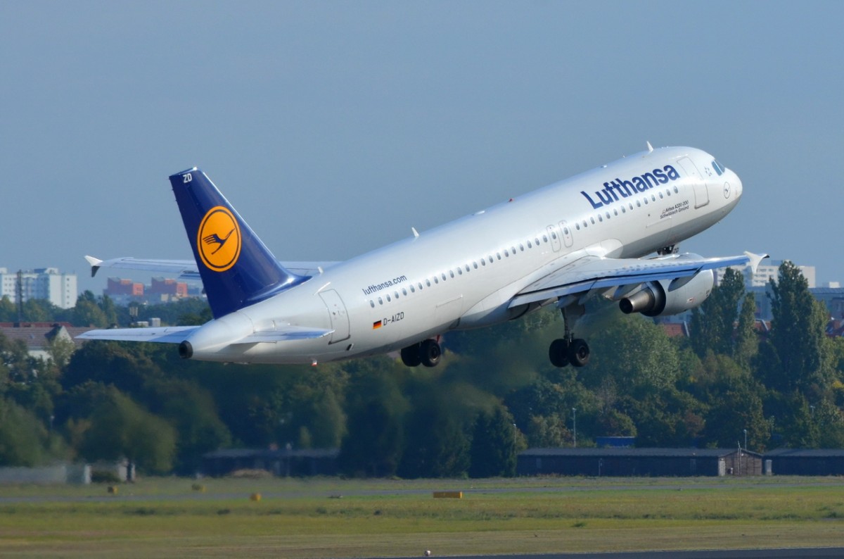 D-AIZD Lufthansa Airbus A320-214    am 03.09.2014 in Tegel gestartet