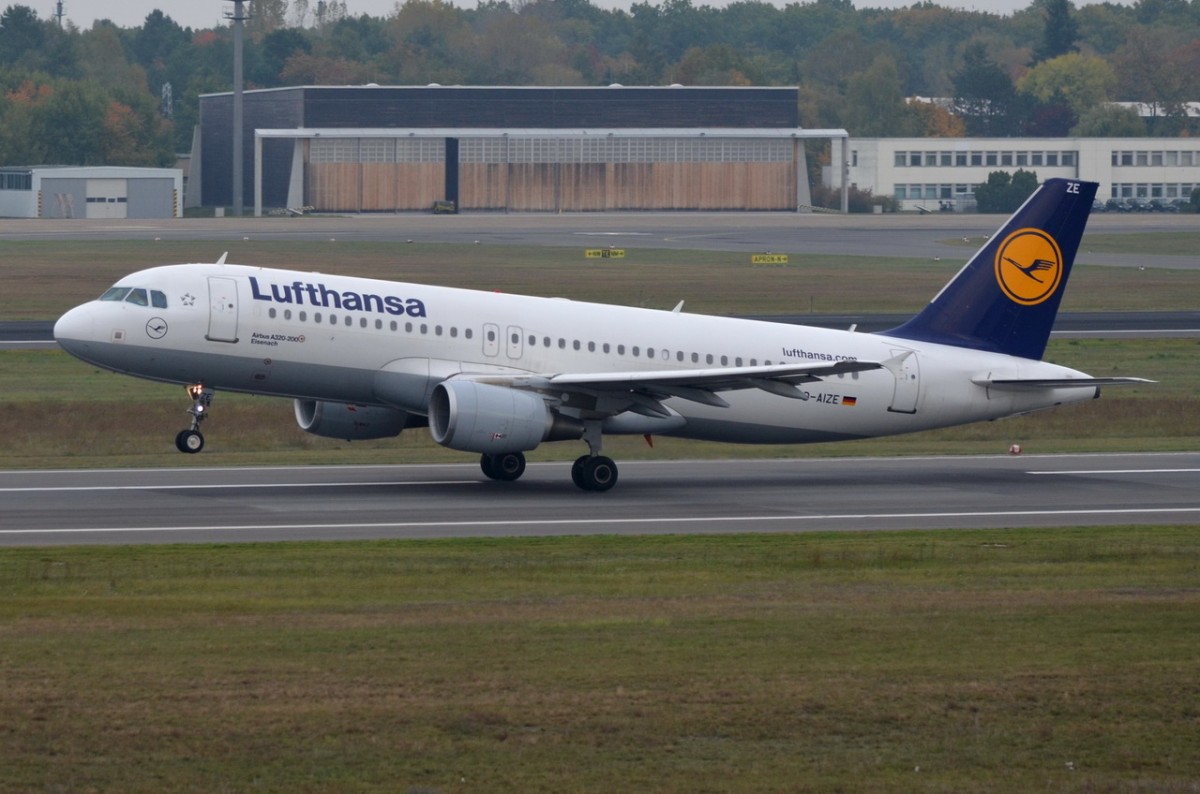 D-AIZE Lufthansa Airbus A320-214   beim Start am 14.10.2014 in Tegel