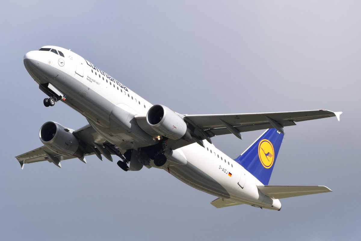 D-AIZJ Lufthansa Airbus A320-214  Herford   , MUC , 06.10.2017