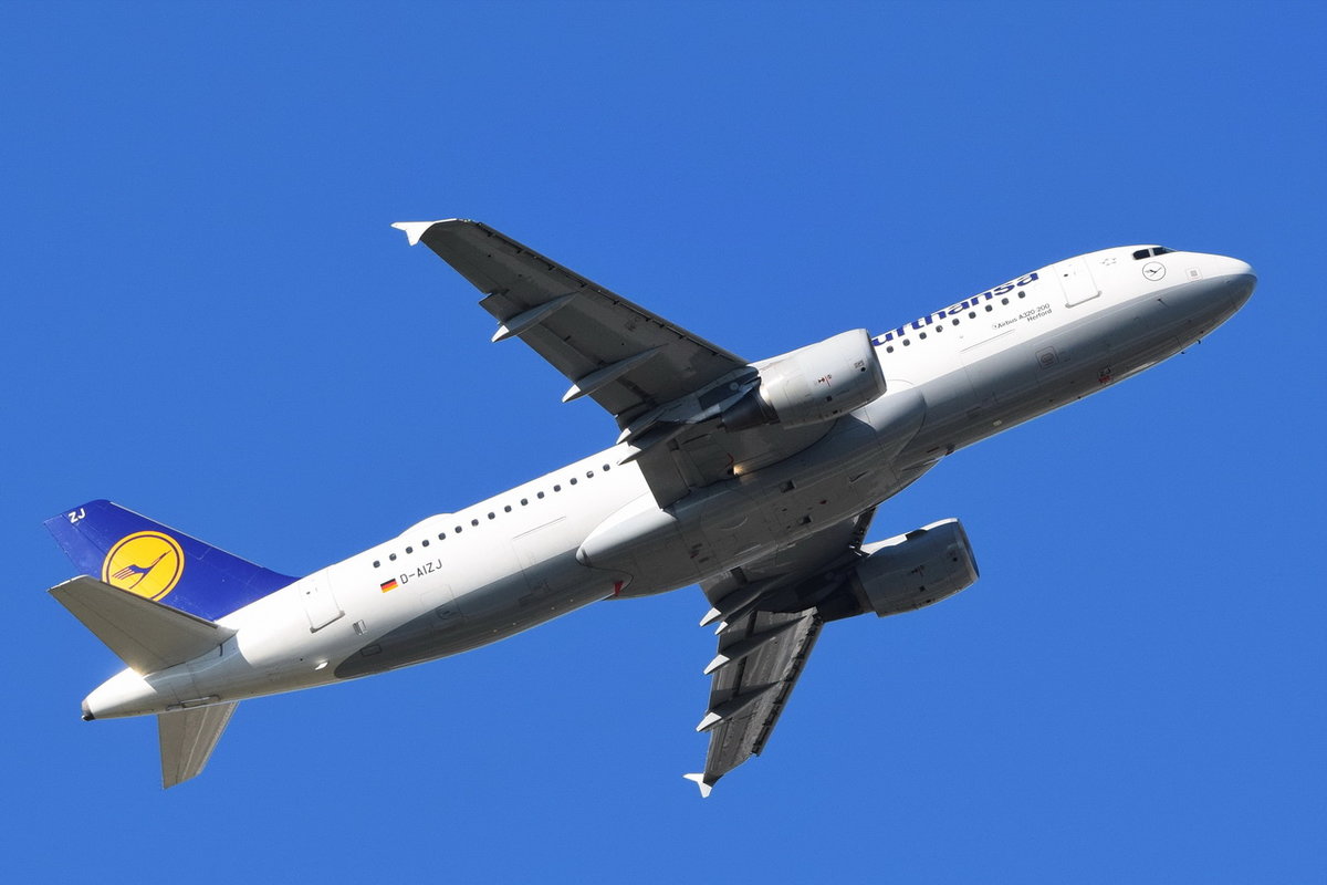 D-AIZJ Lufthansa Airbus A320-214  Herford  , MUC , 13.10.2018