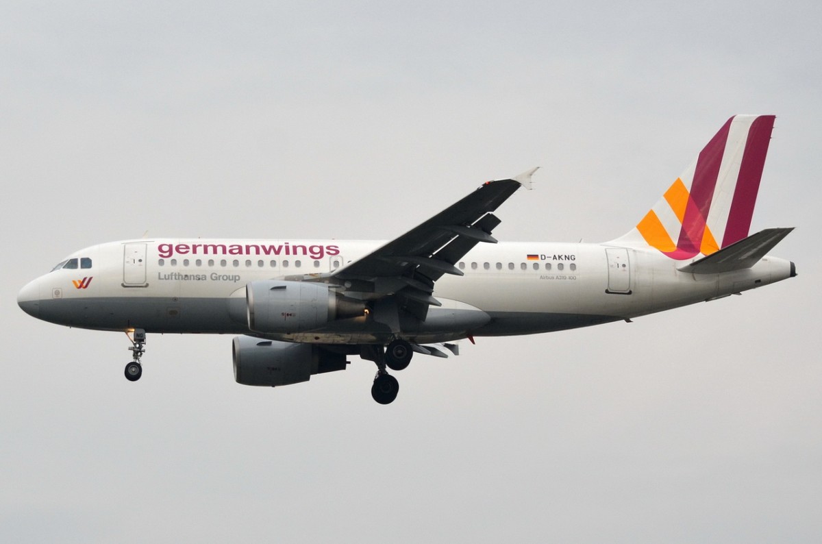 D-AKNG Germanwings Airbus A319-112   Anflug am 05.11.2014 auf Tegel