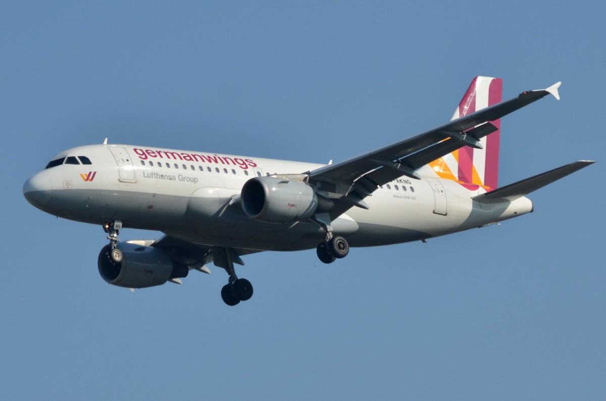 D-AKNG Germanwings Airbus A319-112   Anflug Tegel am 20.03.2015