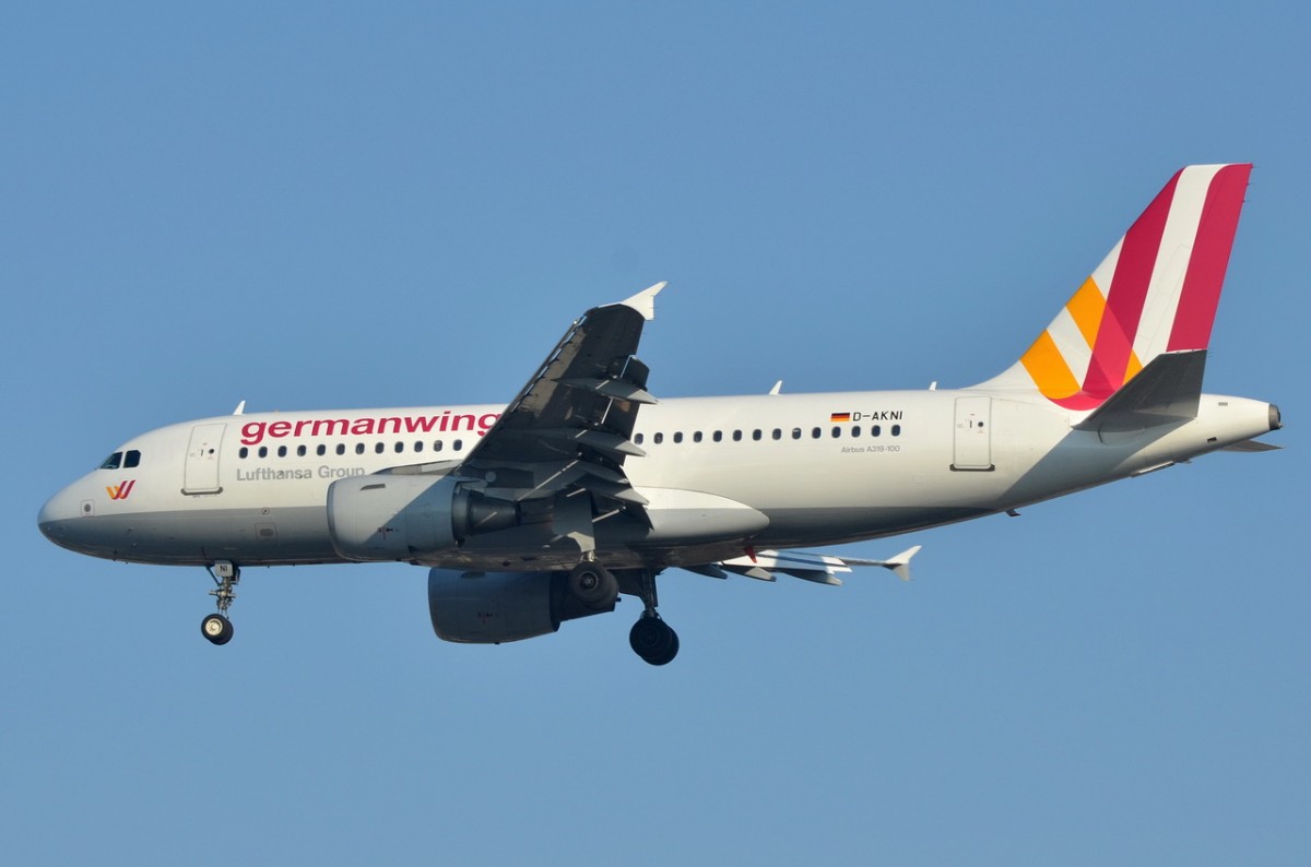 D-AKNI Germanwings Airbus A319-112  in Tegel beim Anflug am 20.03.2015
