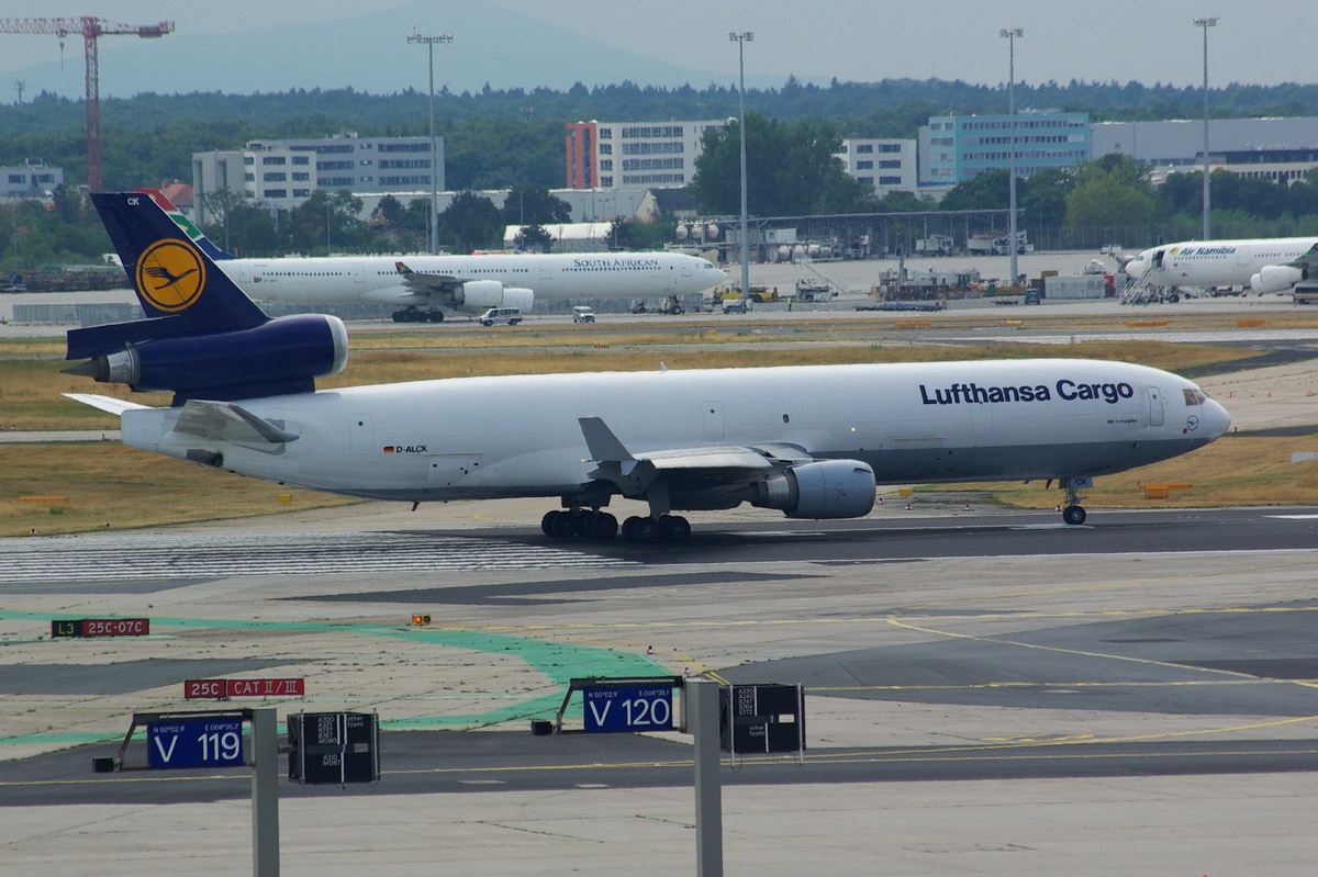 D-ALCK Lufthansa Cargo McDonnell Douglas MD-11F       08.08.2013

Flughafen Frankfurt