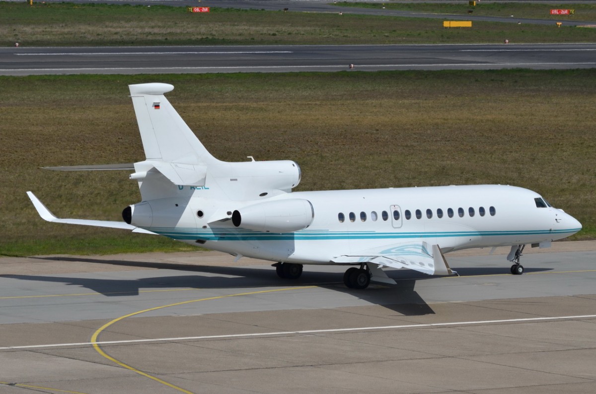 D-ALIL Aerodienst Dassault Falcon 7X   zum Start am 29.04.2015 in Tegel