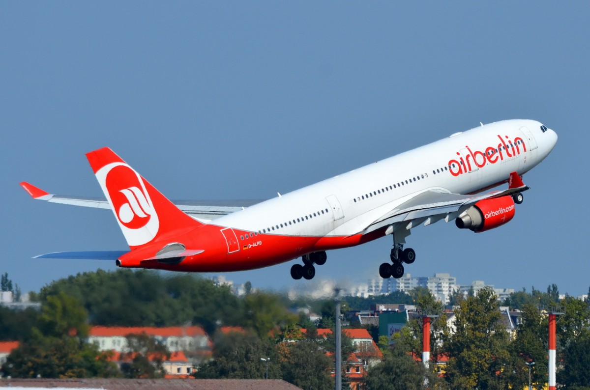 D-ALPD Air Berlin Airbus A330-223   gestartet am 04.09.2014 in Tegel