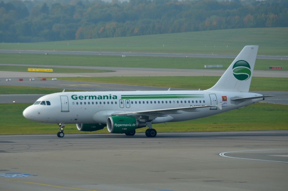 D-ASTT Germania Airbus A319-112   am 20.10.2015 in Hamburg zum Gate