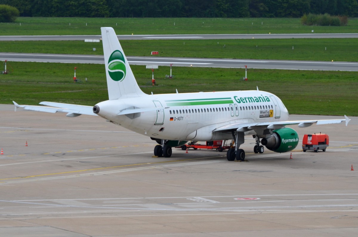 D-ASTY Germania Airbus A319-112    geparkt in Hamburg  04.05.2014
