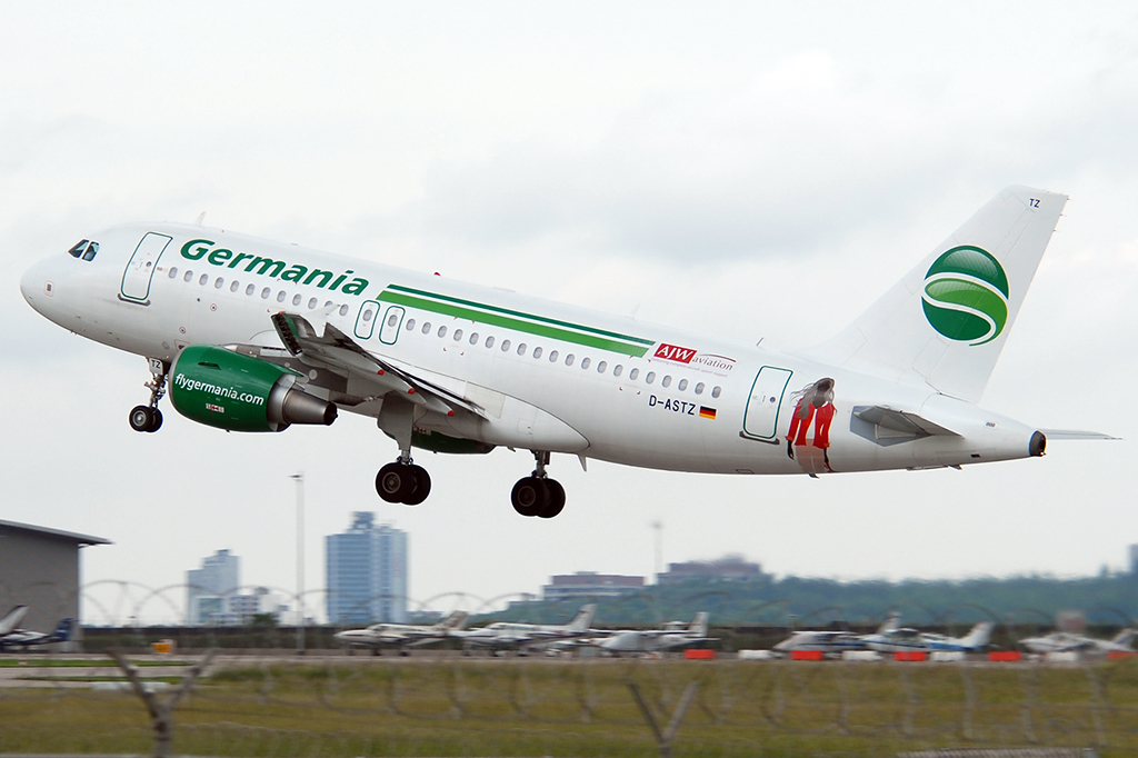 D-ASTZ Airbus A319-112 11.06.2016